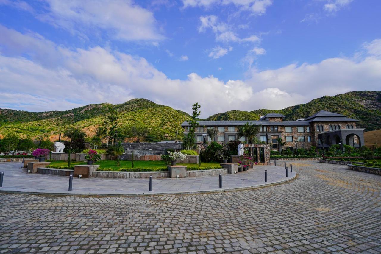 Pushkara Resort And Spa Exterior foto