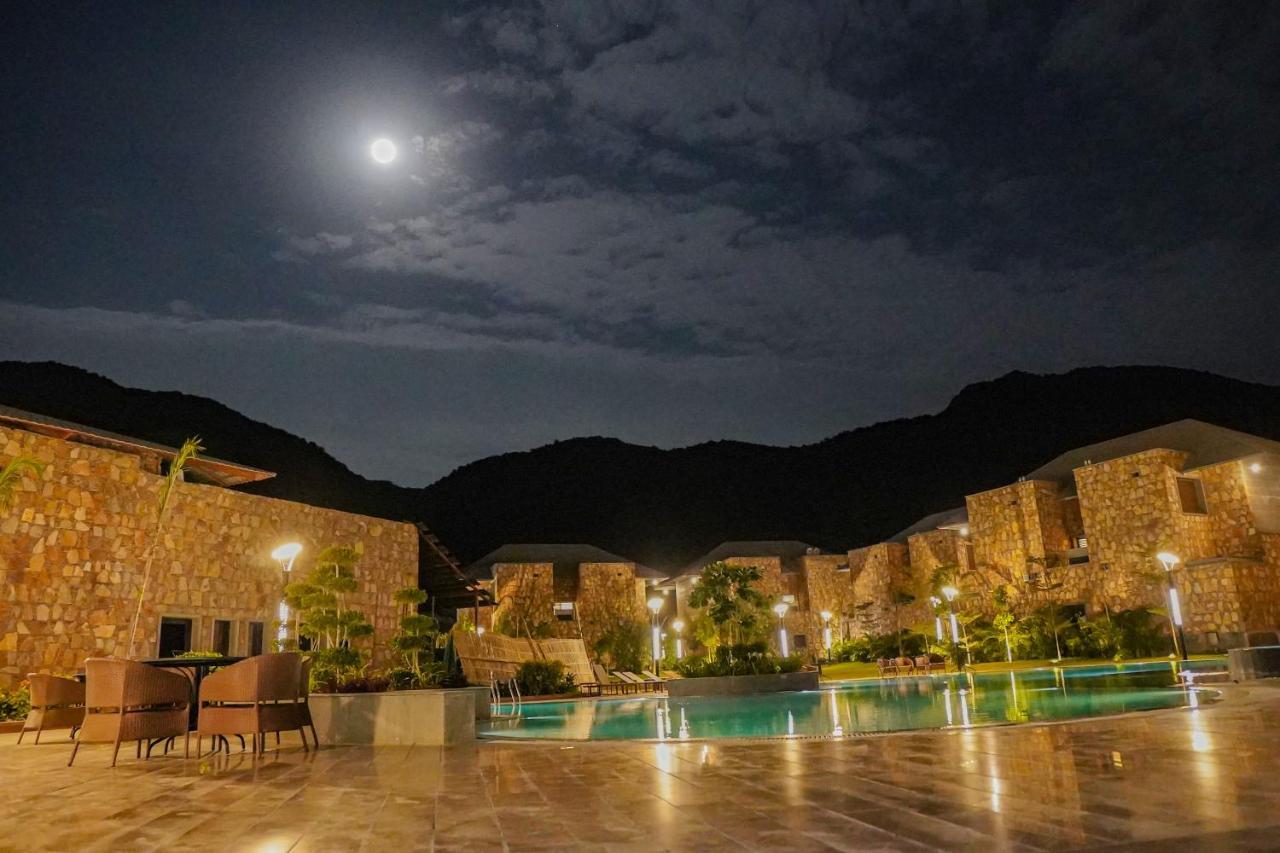 Pushkara Resort And Spa Exterior foto